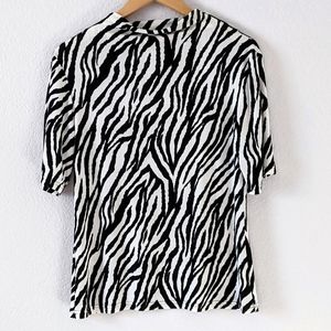 JKLA Short Sleeve Cowl Neck Top, Black / White Zebra, Large